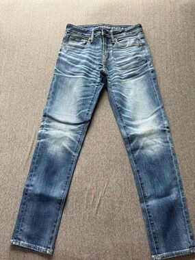 Men’s American Eagle Outfitters Faded Blue Skinny Jeans